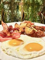 Leslie Hotel Ocean Drive