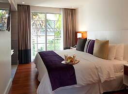 Leslie Hotel Ocean Drive