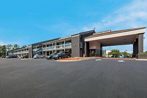 Quality Inn Fort Jackson