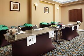 Embassy Suites by Hilton Crystal City National Airport