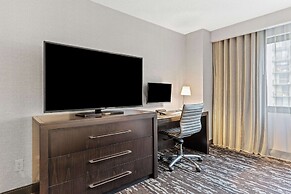 Embassy Suites by Hilton Crystal City National Airport