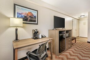Best Western Plus Sonora Oaks Hotel & Conference Center