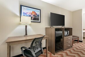 Best Western Plus Sonora Oaks Hotel & Conference Center