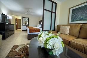 Comfort Suites Paradise Island