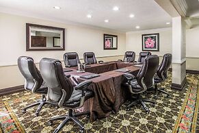 Comfort Suites Paradise Island