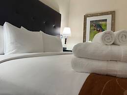 Comfort Suites Paradise Island