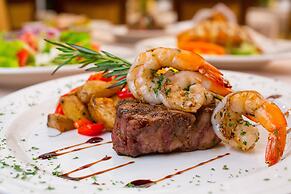 Comfort Suites Paradise Island