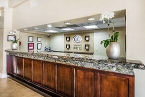 Comfort Suites Paradise Island