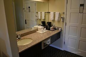 The Miramar Inn & Suites