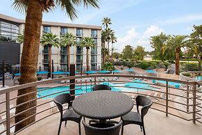 Embassy Suites by Hilton Phoenix Biltmore