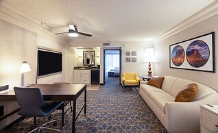 Embassy Suites by Hilton Phoenix Biltmore