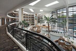 Embassy Suites by Hilton Phoenix Biltmore