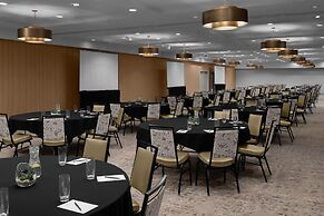 Embassy Suites by Hilton Phoenix Biltmore