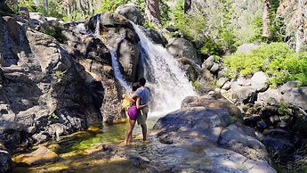 Everline Resort and Spa, Lake Tahoe
