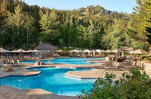 Everline Resort and Spa, Lake Tahoe