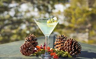Everline Resort and Spa, Lake Tahoe