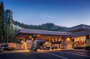 Everline Resort and Spa, Lake Tahoe