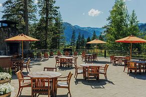Everline Resort and Spa, Lake Tahoe