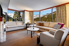 Everline Resort and Spa, Lake Tahoe