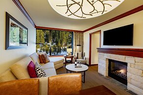 Everline Resort and Spa, Lake Tahoe
