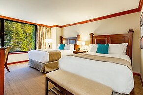 Everline Resort and Spa, Lake Tahoe
