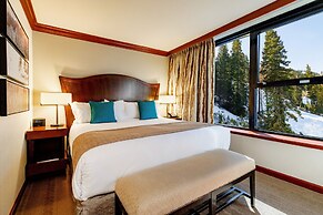 Everline Resort and Spa, Lake Tahoe