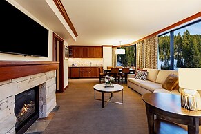 Everline Resort and Spa, Lake Tahoe