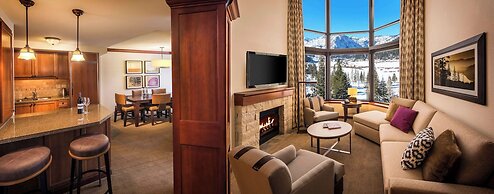 Everline Resort and Spa, Lake Tahoe