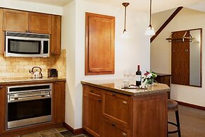 Everline Resort and Spa, Lake Tahoe