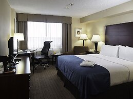 Holiday Inn and Suites Winnipeg Downtown by IHG