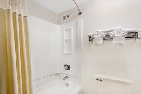 Days Inn by Wyndham Indianapolis Northeast