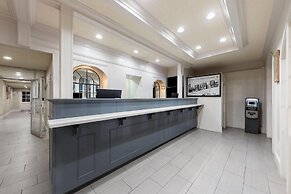 Super 8 by Wyndham New Orleans