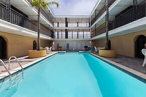 Super 8 by Wyndham New Orleans