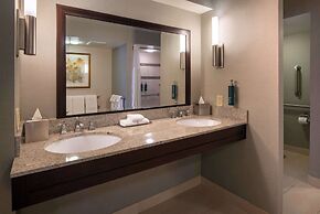 DoubleTree by Hilton Washington DC - Crystal City