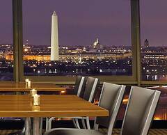 DoubleTree by Hilton Washington DC - Crystal City