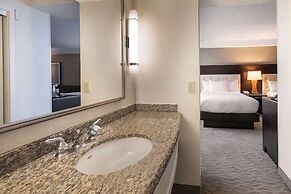 DoubleTree by Hilton Washington DC - Crystal City
