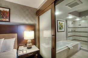 DoubleTree by Hilton Washington DC - Crystal City