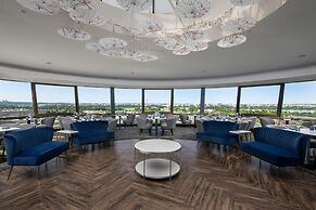 DoubleTree by Hilton Washington DC - Crystal City