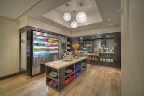 DoubleTree by Hilton Washington DC - Crystal City