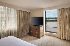 DoubleTree by Hilton Washington DC - Crystal City