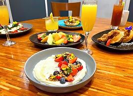 DoubleTree by Hilton Washington DC - Crystal City