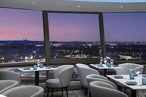 DoubleTree by Hilton Washington DC - Crystal City