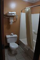 Coratel Inn and Suites Maple Grove