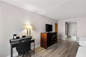 Best Western Luxbury Inn Fort Wayne