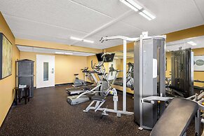 Best Western Luxbury Inn Fort Wayne