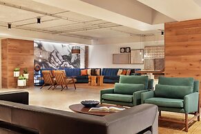 Hotel Alba, Tapestry Collection by Hilton