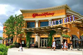 Hotel Alba, Tapestry Collection by Hilton