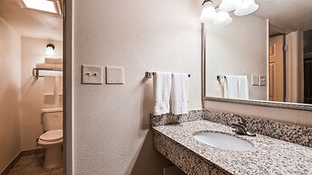 Best Western Town House Lodge