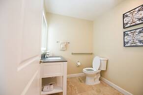 Waterside Suites & Marina