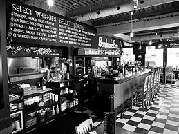 Holiday Inn Express Toronto - Downtown by IHG